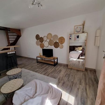 Neauphle-le-Château Duplex 40M2 Cocooning Coeur De Ville Avec Parking מראה חיצוני תמונה